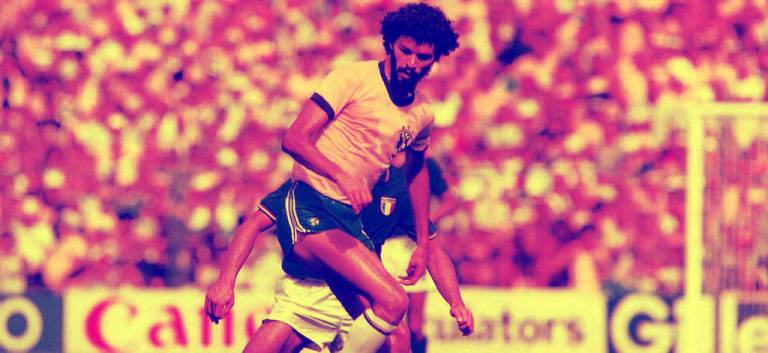 Socrates, Sepakbola, dan Revolusi Brasil