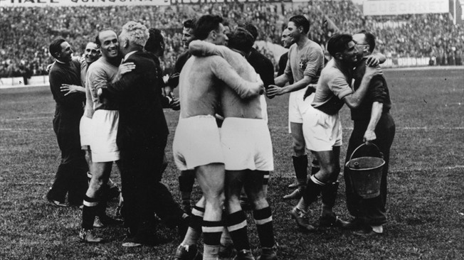 Piala Dunia 1938: Diundi Cucu, Debut Indonesia, dan Sensasi Leonidas