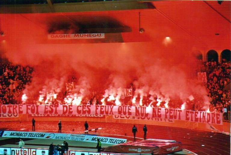 Ultras Monaco 1994: Garis Keras di Tanah Para Jutawan