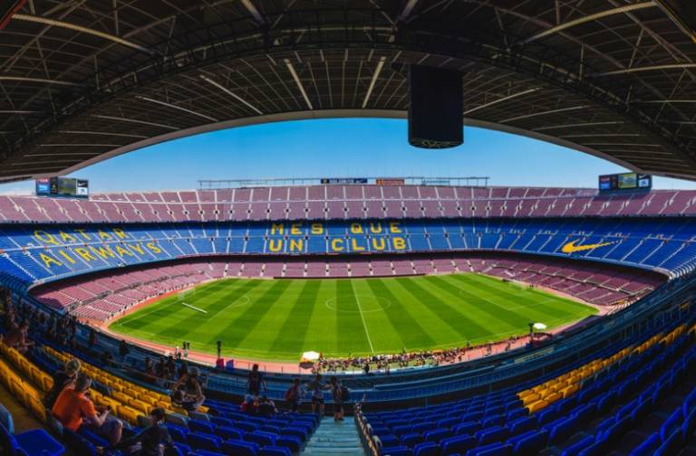 23 Fakta Stadion Camp Nou