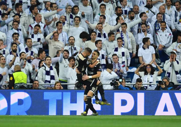 Spektakuler, Ajax Hancurkan Real Madrid 4-1