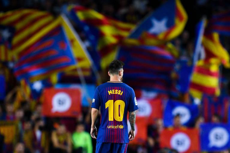 Messi dan Kontrak Seumur Hidup yang Tak Menjamin