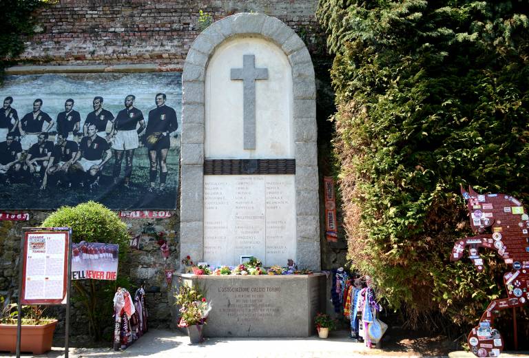 Mengenang Tragedi Superga yang Menghancurkan Nama Besar Torino