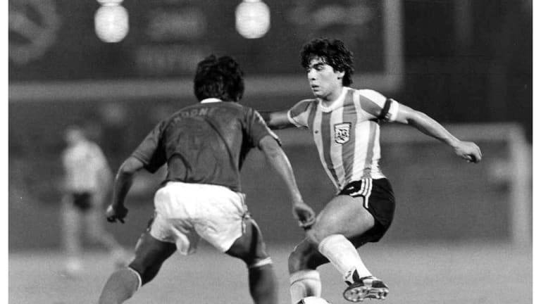 Langkah Awal Indonesia Bertemu Maradona