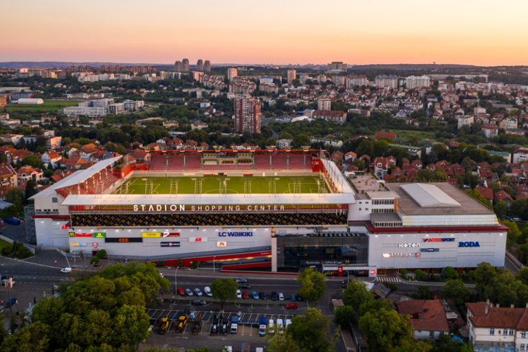Vozdovac Stadium, Stadion Standar UEFA yang Berdiri di Atas Mall